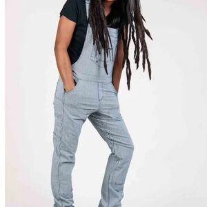 DOVETAIL WORKWEAR PORTLAND OREGON Freshley Overalls New Without Tag Stripe 10/32